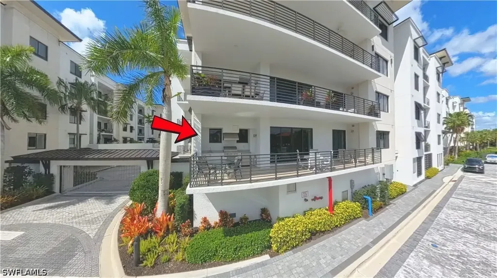 1125 Central Avenue Naples FL 34102