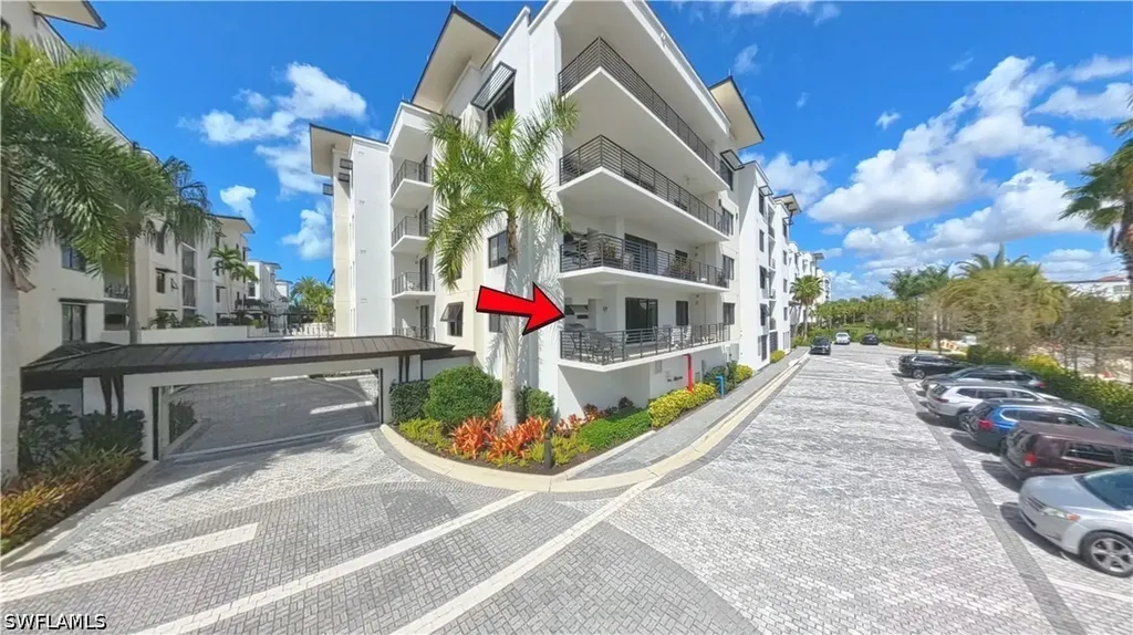 1125 Central Avenue Naples FL 34102