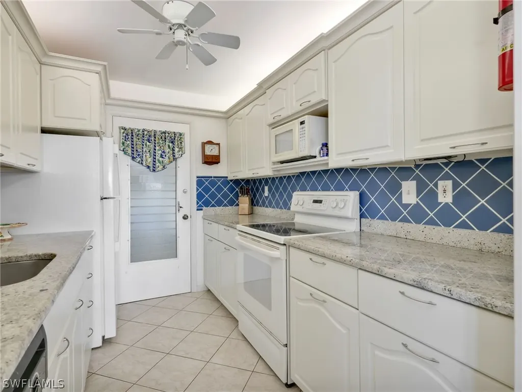 2150 Gulf Shore Boulevard N Naples FL 34102