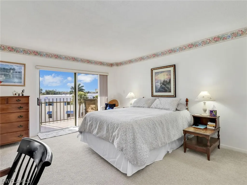 2150 Gulf Shore Boulevard N Naples FL 34102