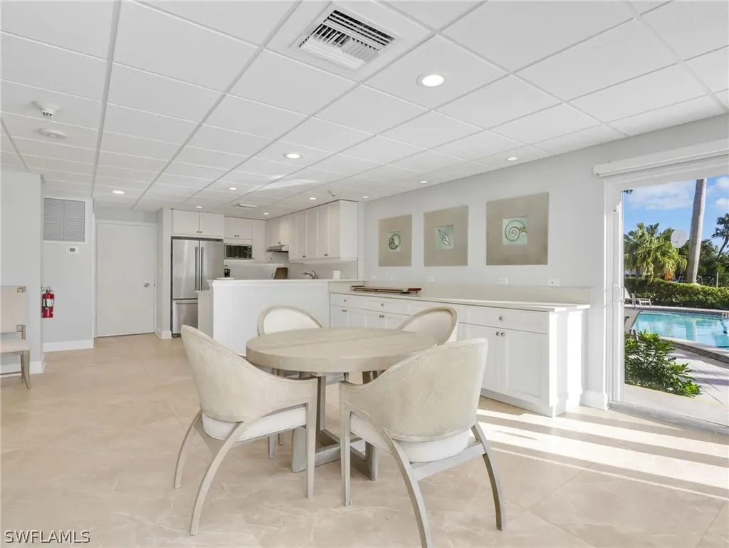 2150 Gulf Shore Boulevard N Naples FL 34102