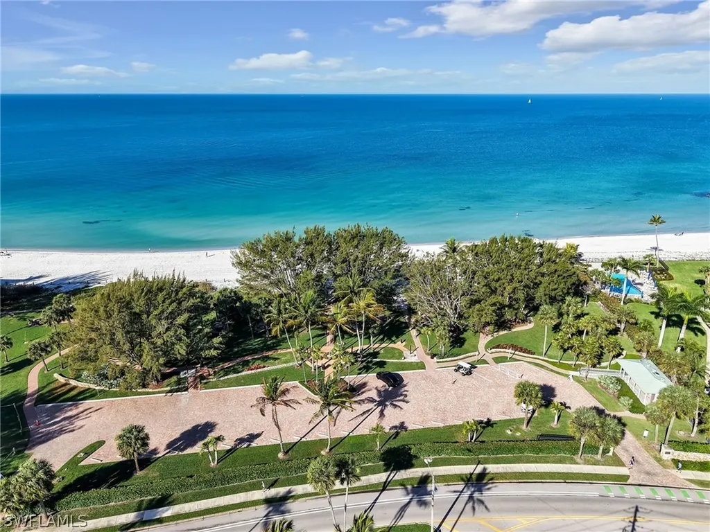 2150 Gulf Shore Boulevard N Naples FL 34102