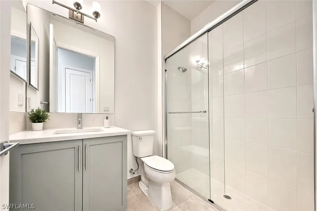 12770 Woodbury Drive Estero FL 33928