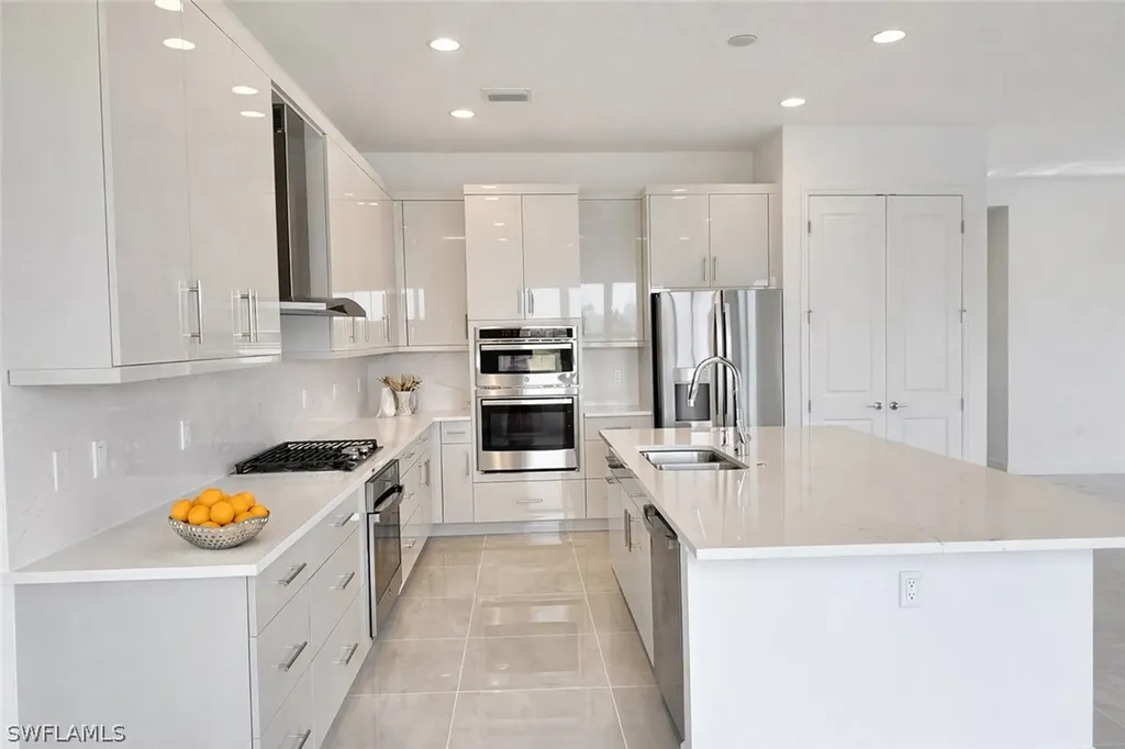 12770 Woodbury Drive Estero FL 33928
