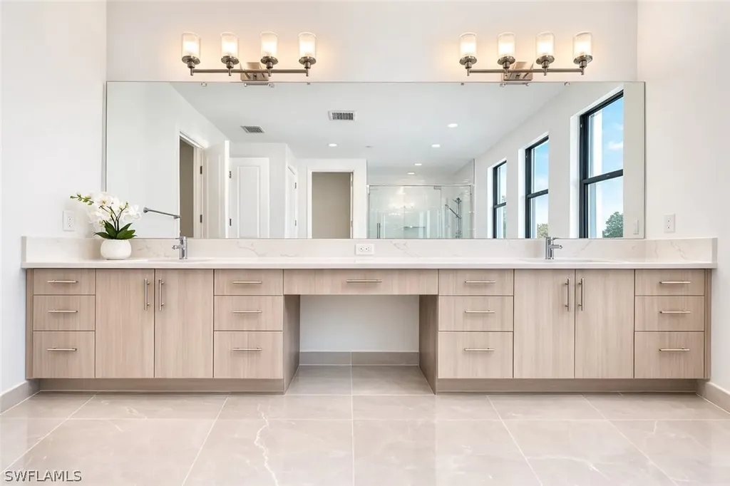 12770 Woodbury Drive Estero FL 33928