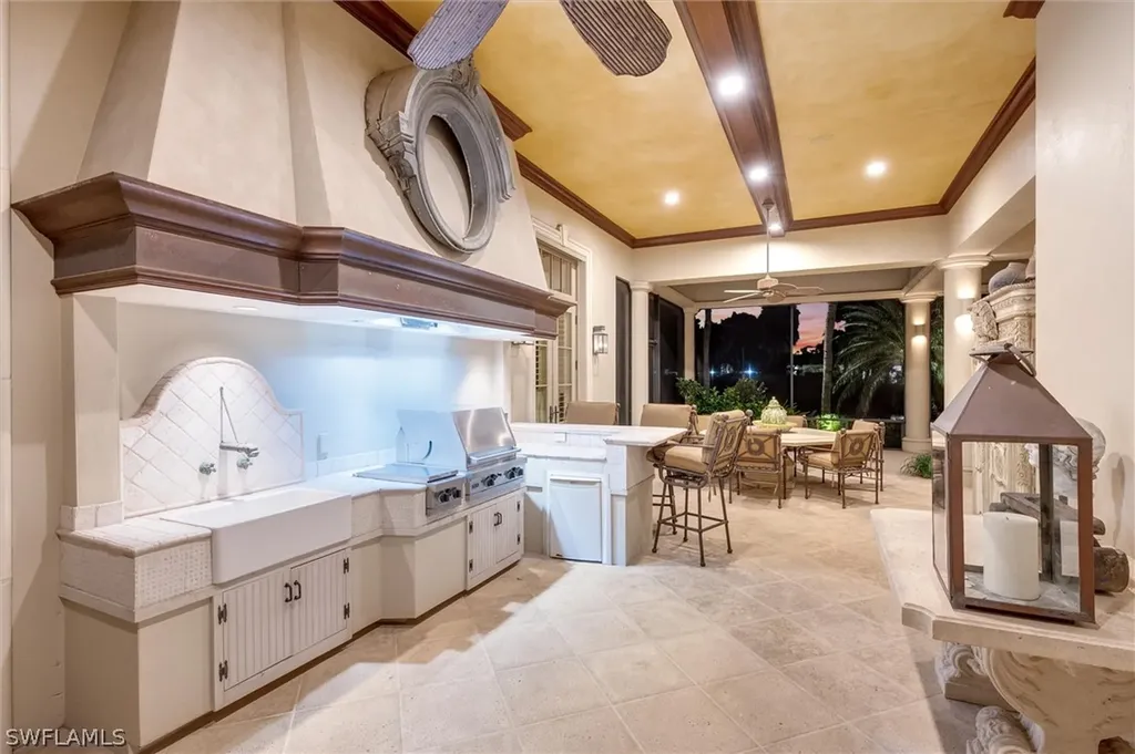 1132 Dormie Drive Naples FL 34108