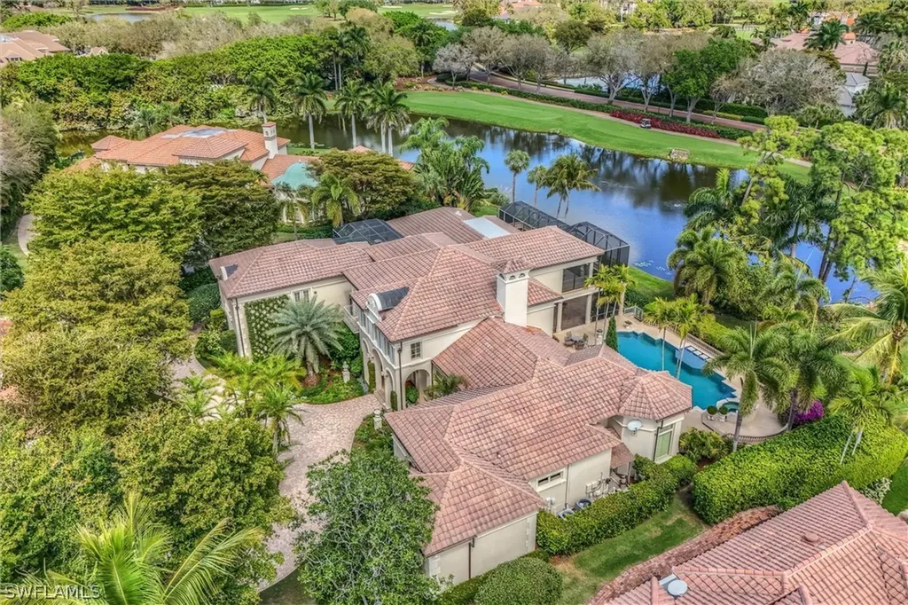 1132 Dormie Drive Naples FL 34108