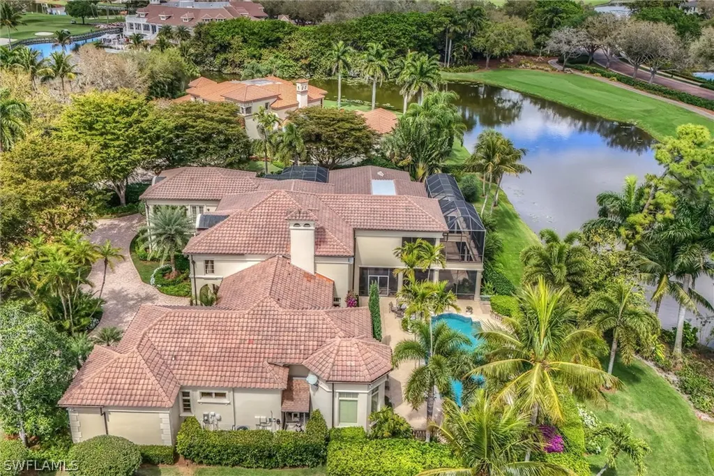 1132 Dormie Drive Naples FL 34108