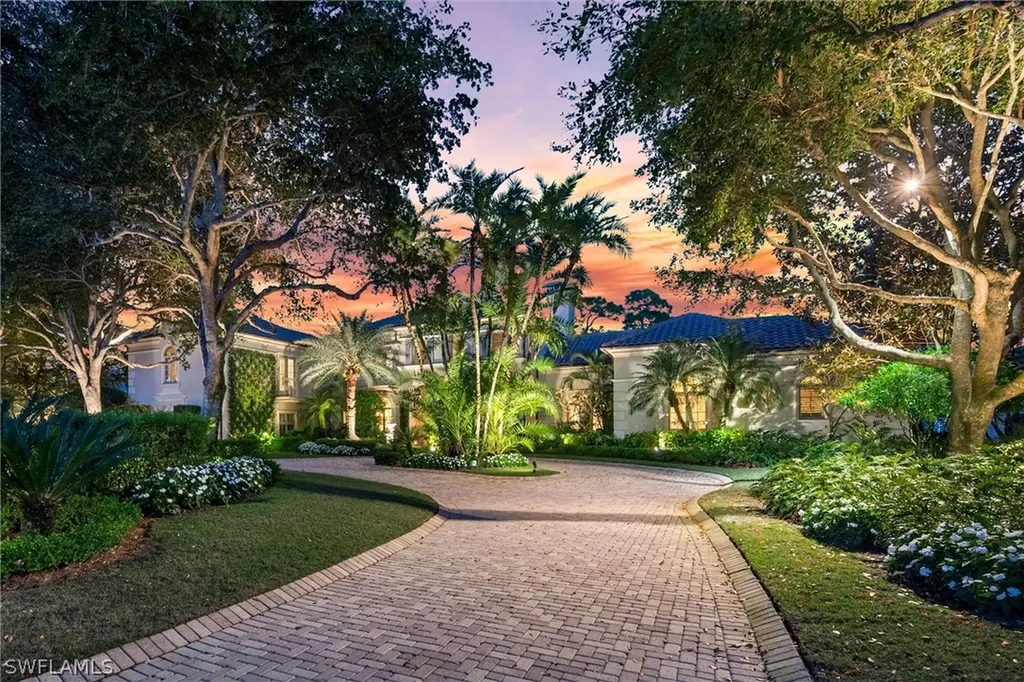 1132 Dormie Drive Naples FL 34108