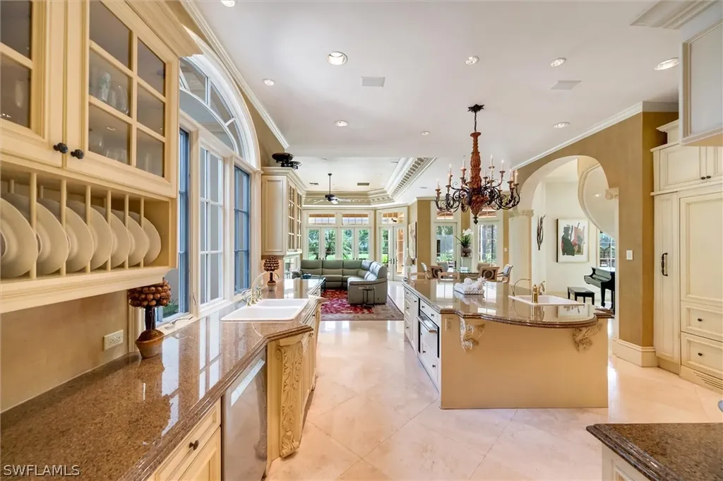 1132 Dormie Drive Naples FL 34108