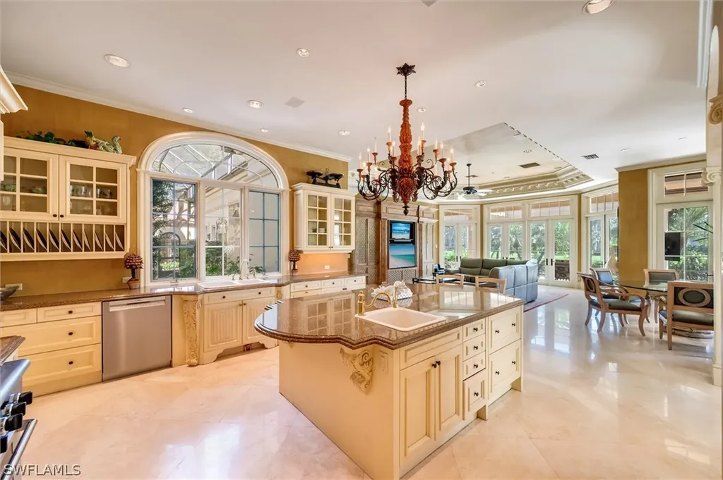 1132 Dormie Drive Naples FL 34108
