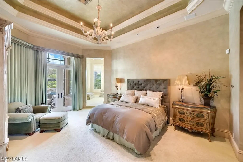 1132 Dormie Drive Naples FL 34108