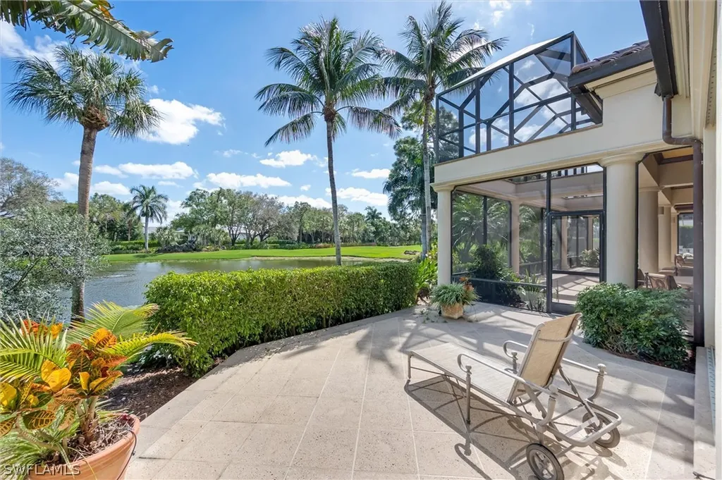 1132 Dormie Drive Naples FL 34108