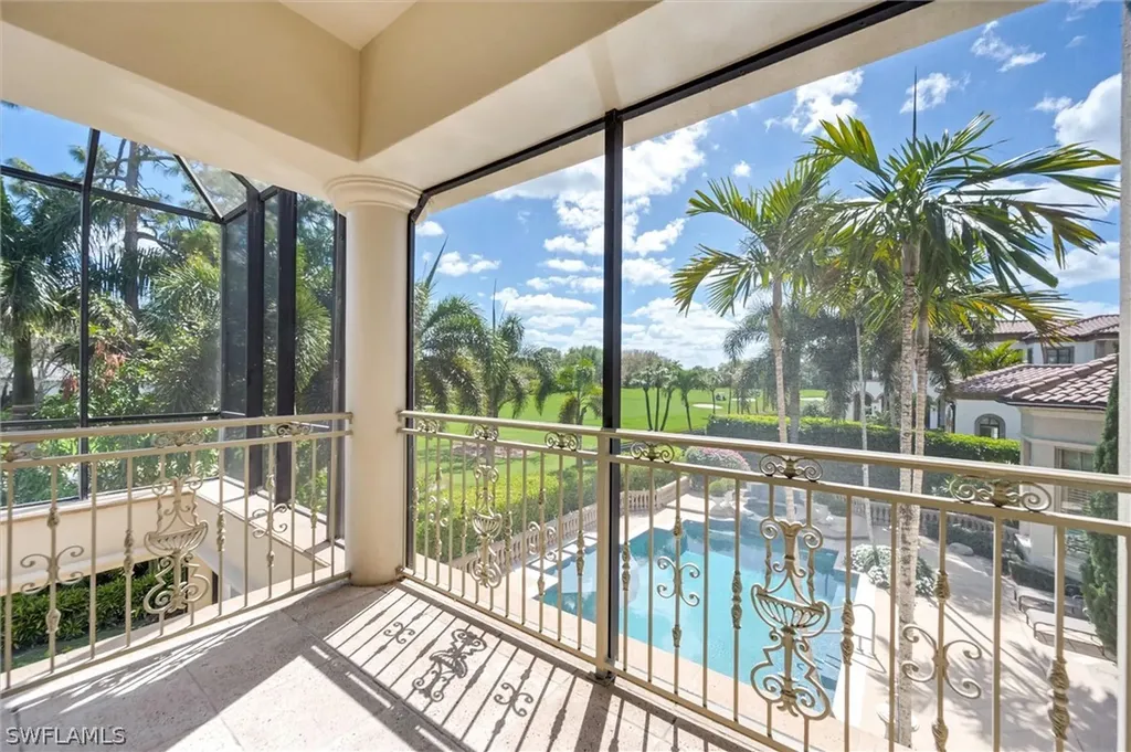 1132 Dormie Drive Naples FL 34108