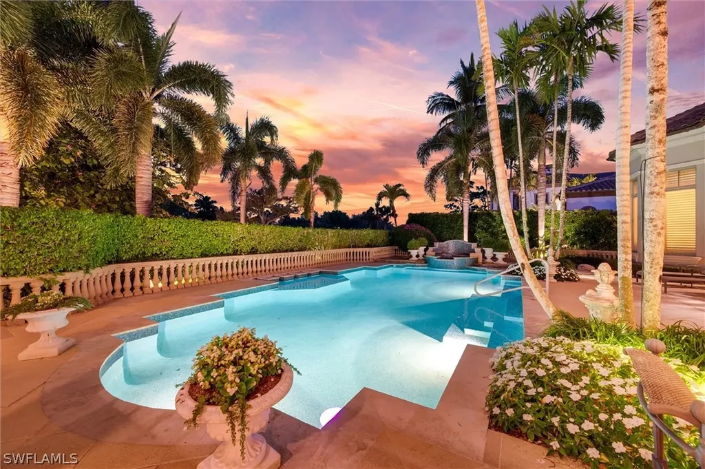 1132 Dormie Drive Naples FL 34108