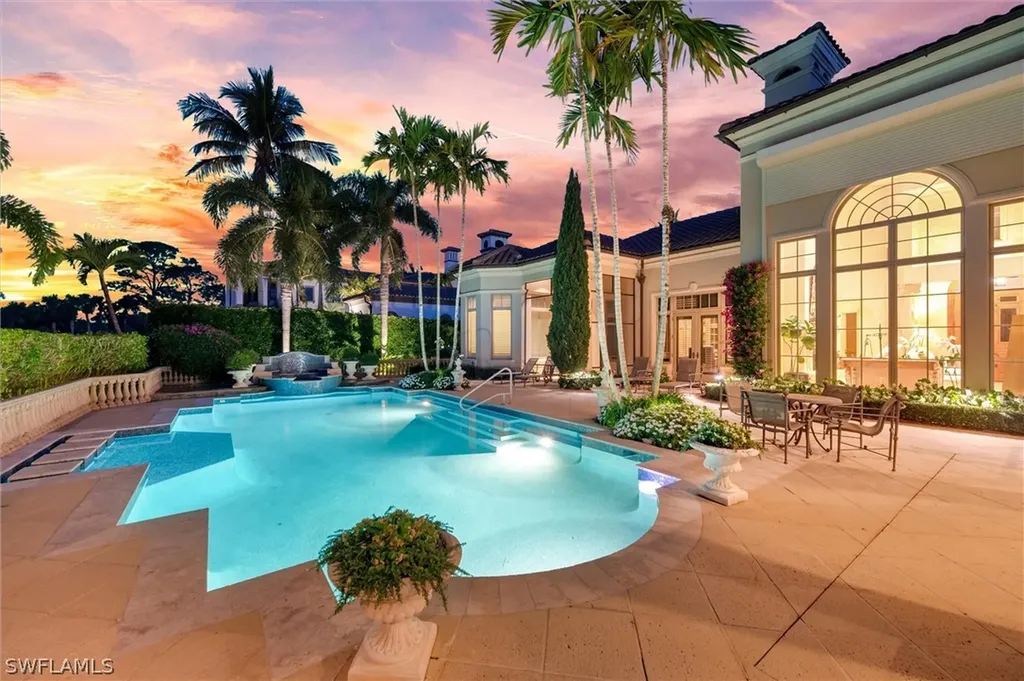 1132 Dormie Drive Naples FL 34108