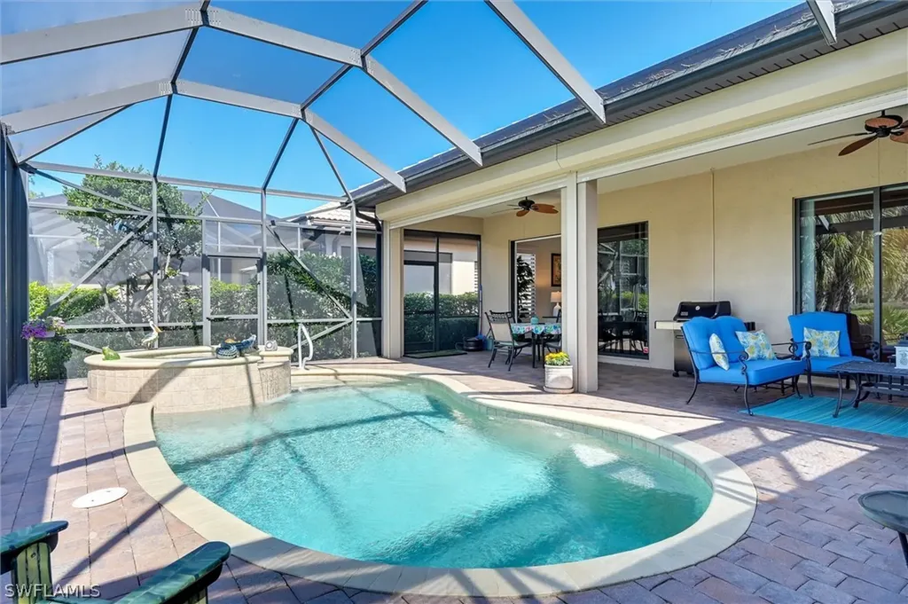 7587 Moorgate Point Way Naples FL 34113