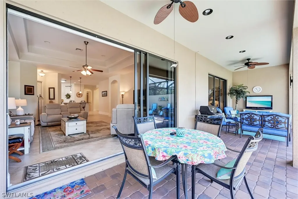 7587 Moorgate Point Way Naples FL 34113