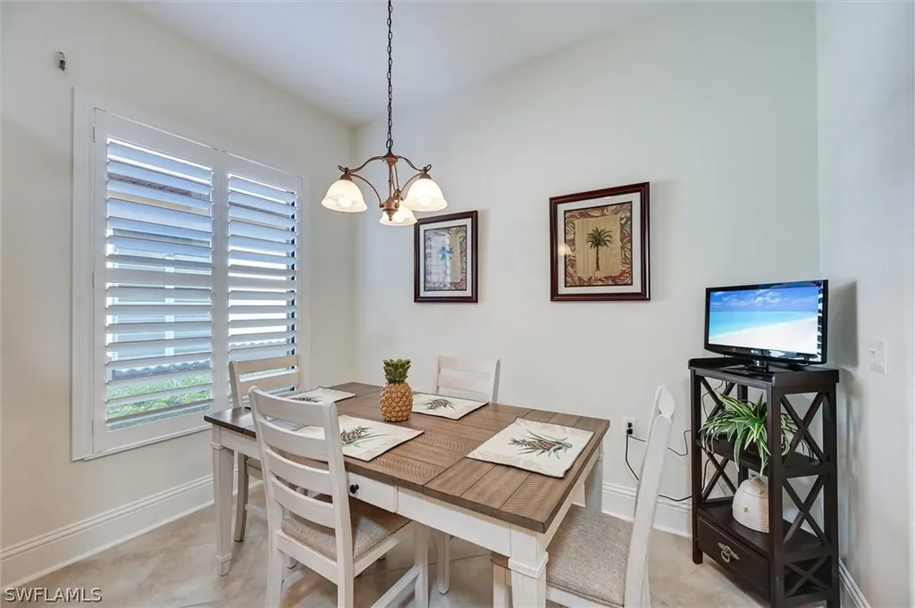 7587 Moorgate Point Way Naples FL 34113