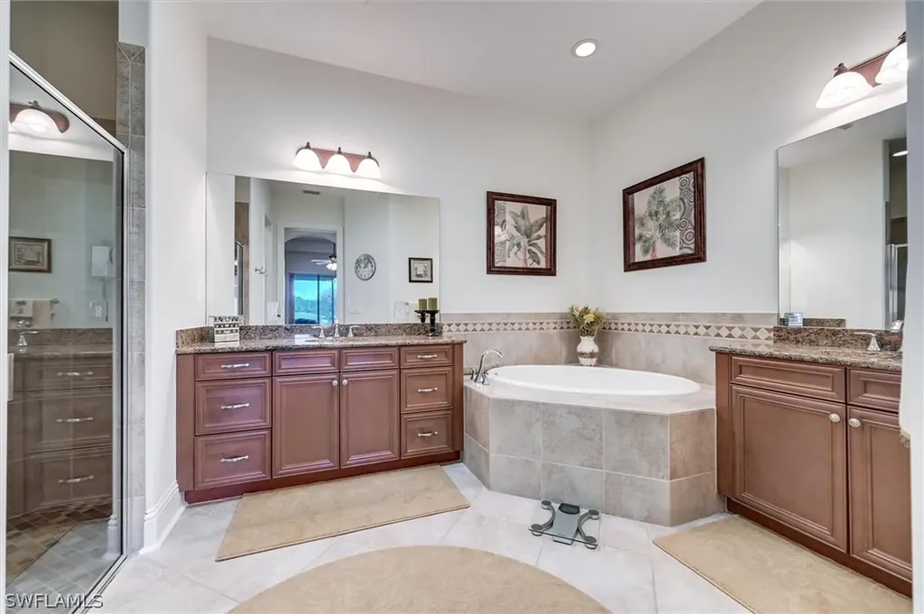 7587 Moorgate Point Way Naples FL 34113