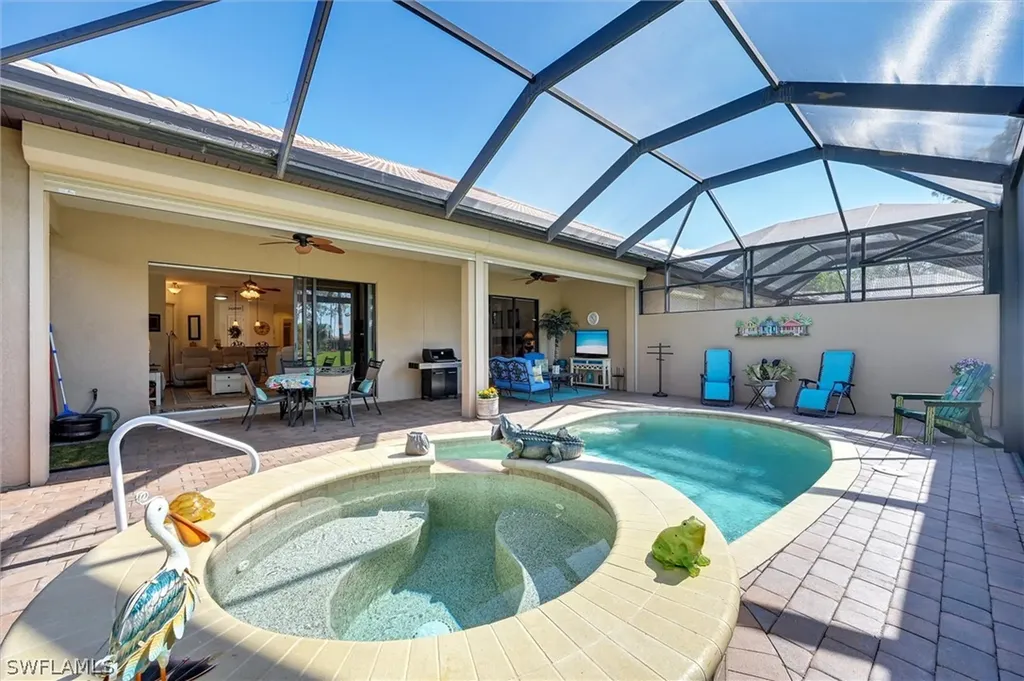 7587 Moorgate Point Way Naples FL 34113