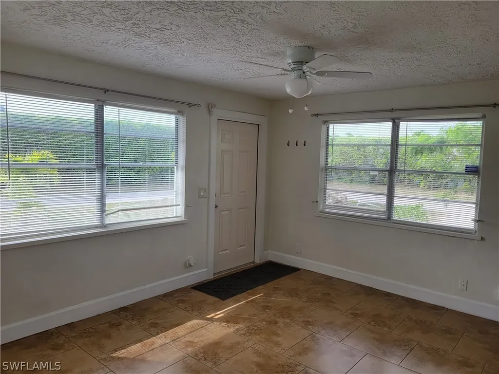 2656 Mangrove Street Naples FL 34112