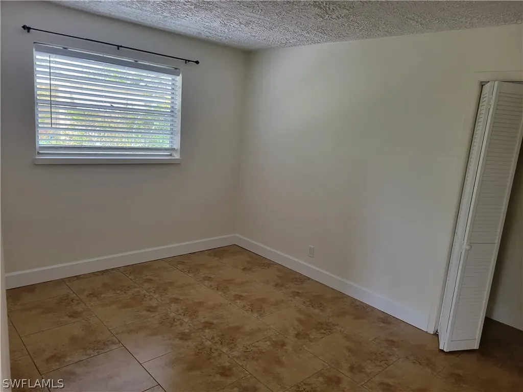 2656 Mangrove Street Naples FL 34112