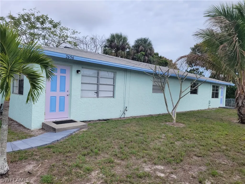 2656 Mangrove Street Naples FL 34112