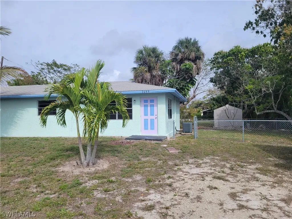 2656 Mangrove Street Naples FL 34112