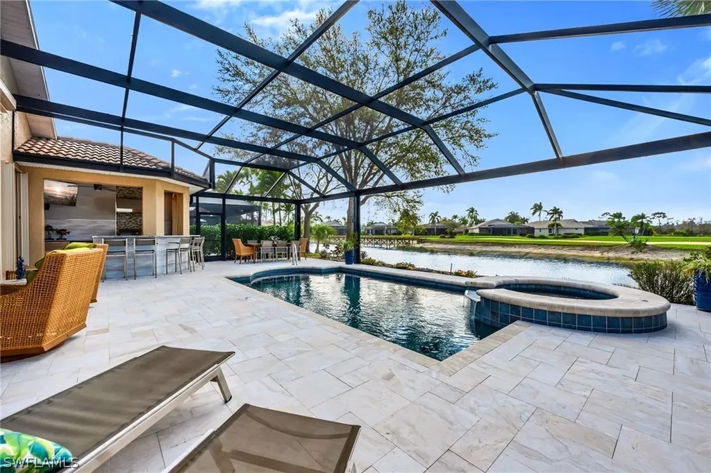 4895 Cerromar Drive Naples FL 34112