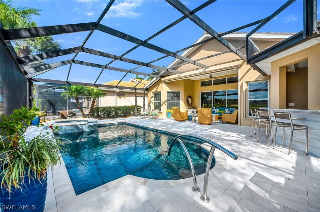4895 Cerromar Drive Naples FL 34112