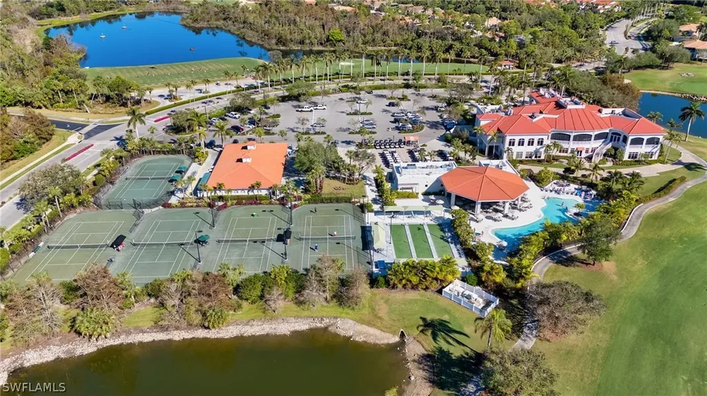4895 Cerromar Drive Naples FL 34112