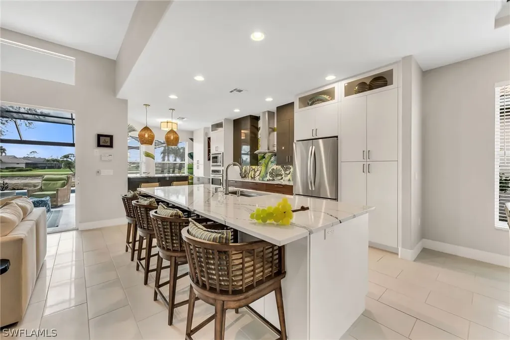 4895 Cerromar Drive Naples FL 34112