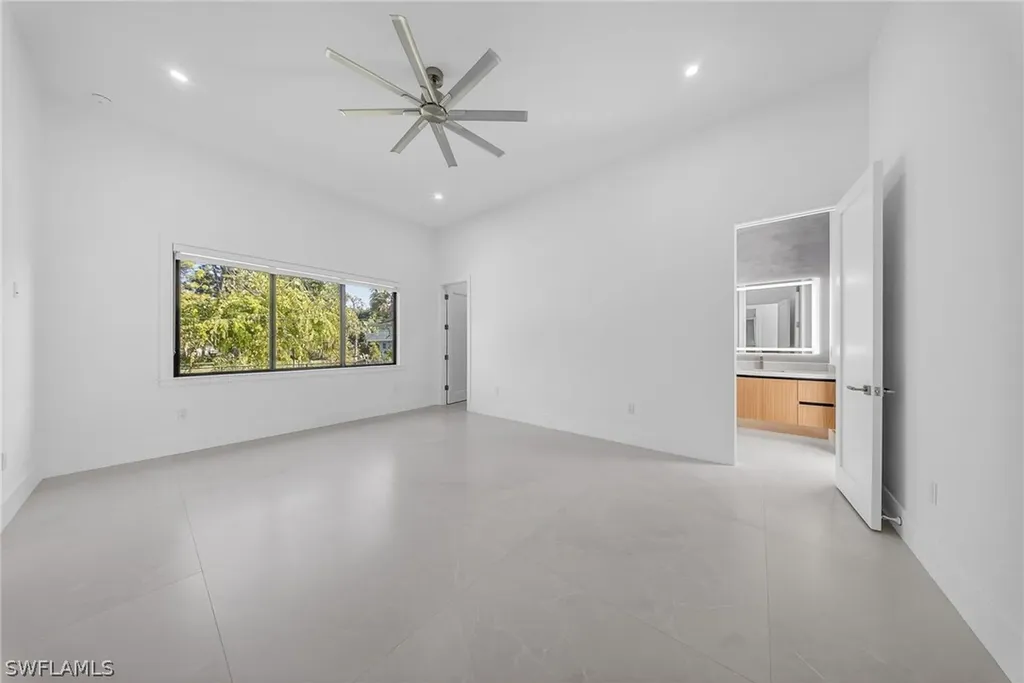 1874 39th Street SW Naples FL 34117