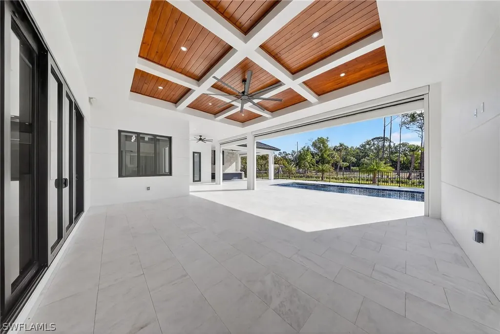 1874 39th Street SW Naples FL 34117