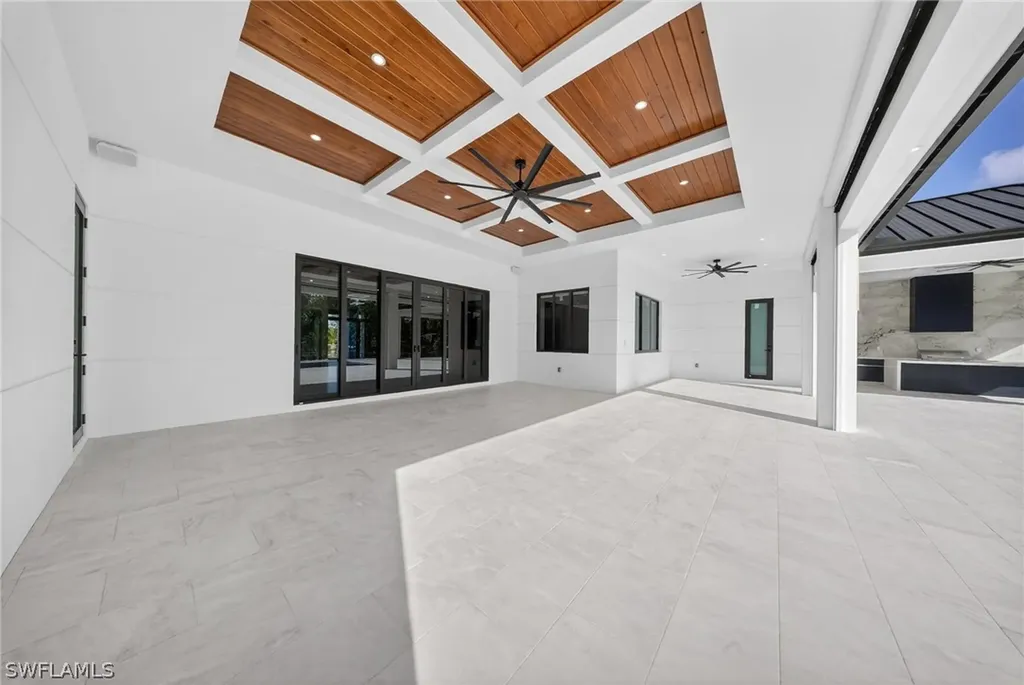 1874 39th Street SW Naples FL 34117