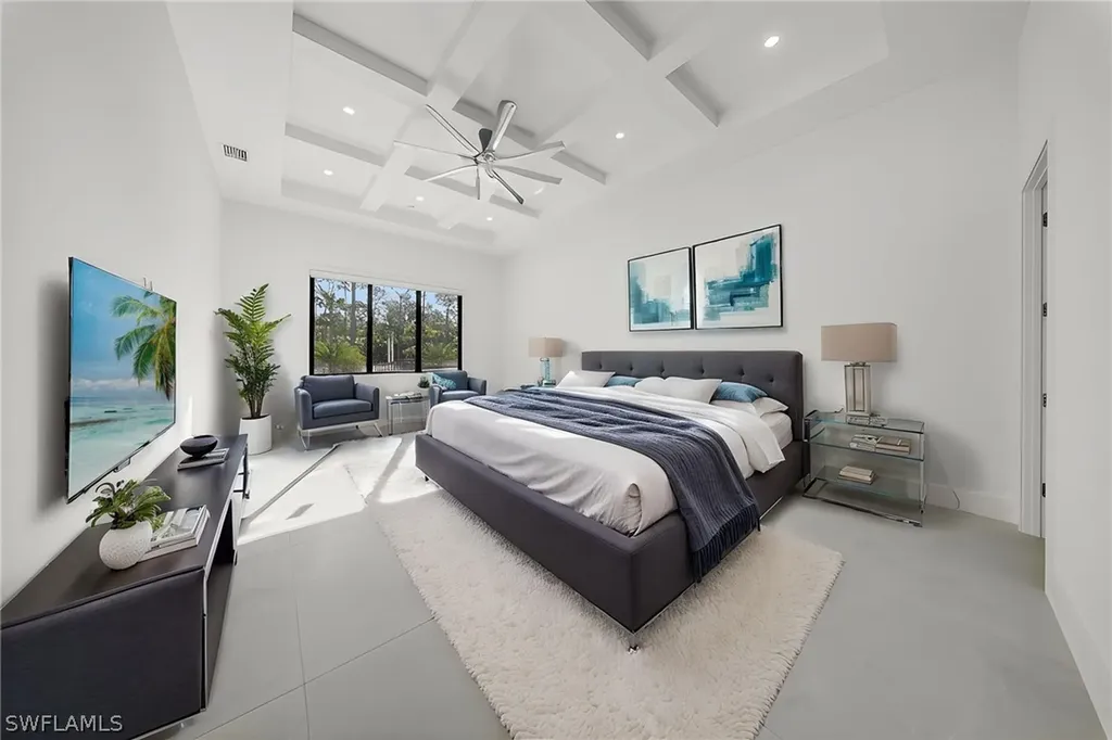 1874 39th Street SW Naples FL 34117