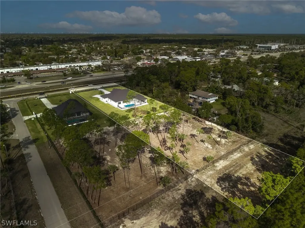 1874 39th Street SW Naples FL 34117