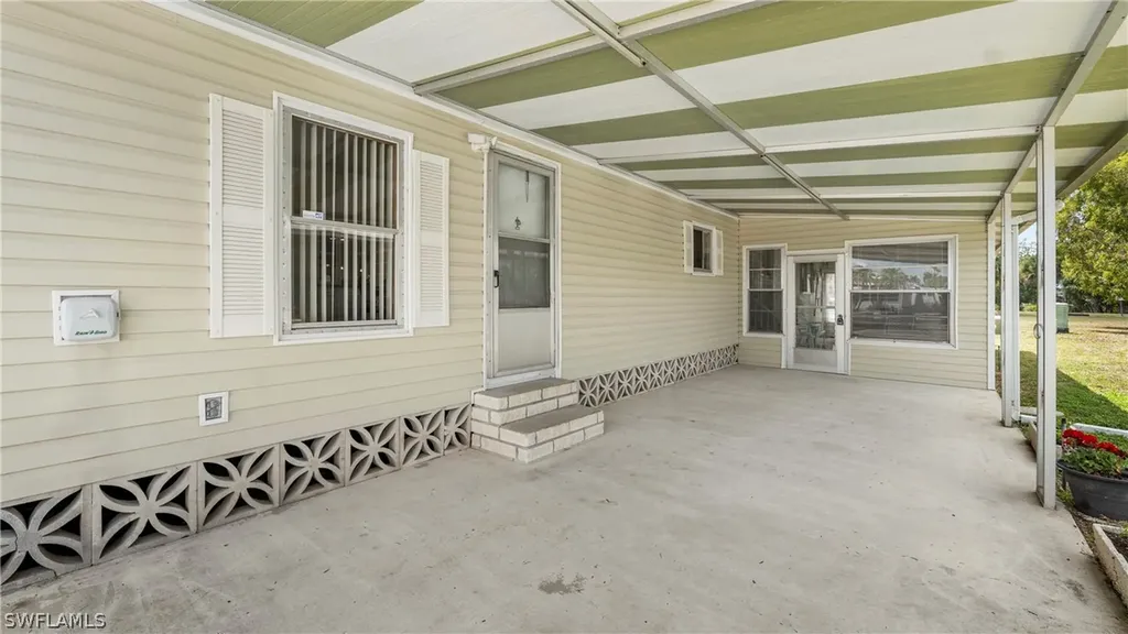 250 Indian Key Lane Naples FL 34114