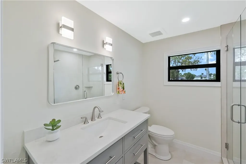 480 Oak Avenue Naples FL 34108