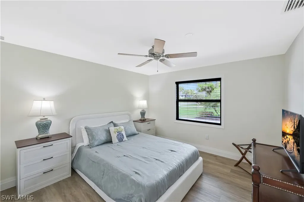 480 Oak Avenue Naples FL 34108