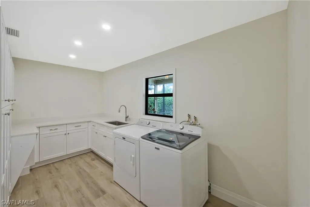 480 Oak Avenue Naples FL 34108