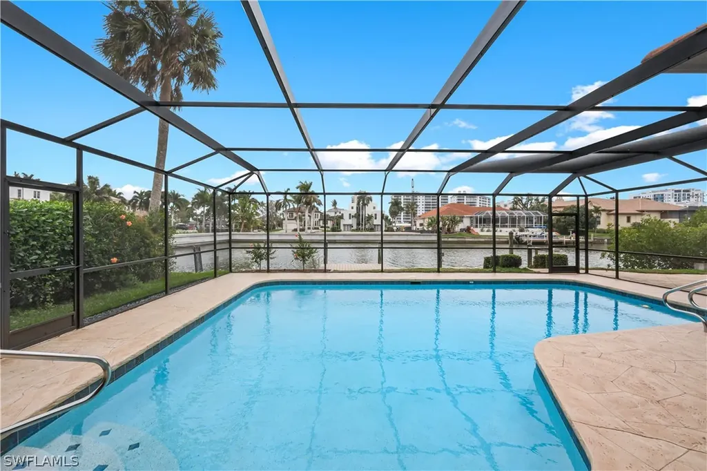 480 Oak Avenue Naples FL 34108