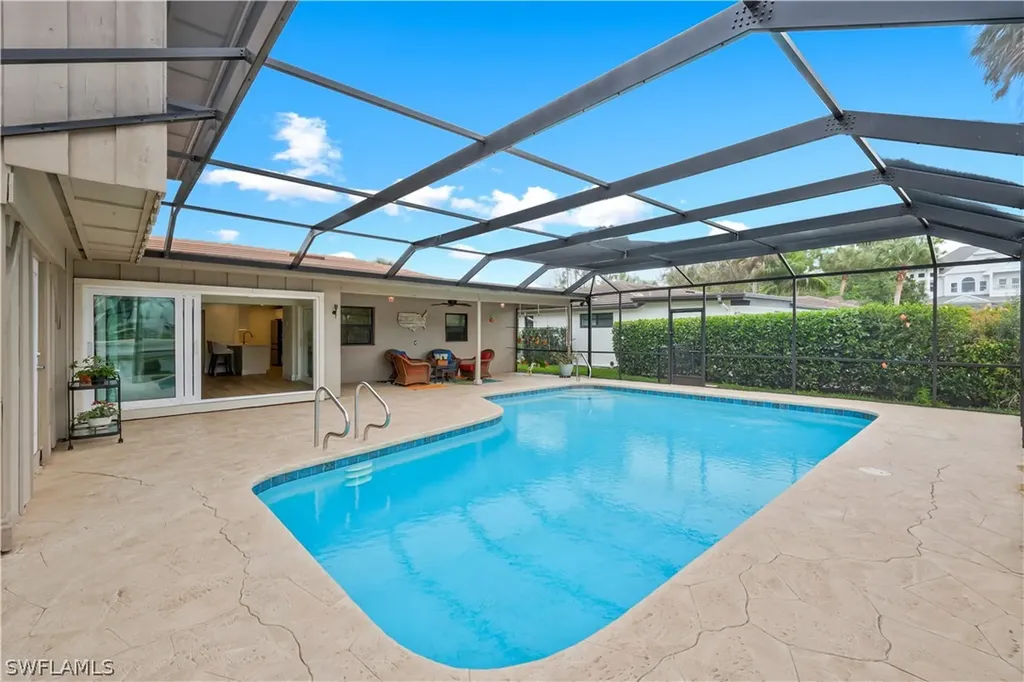 480 Oak Avenue Naples FL 34108