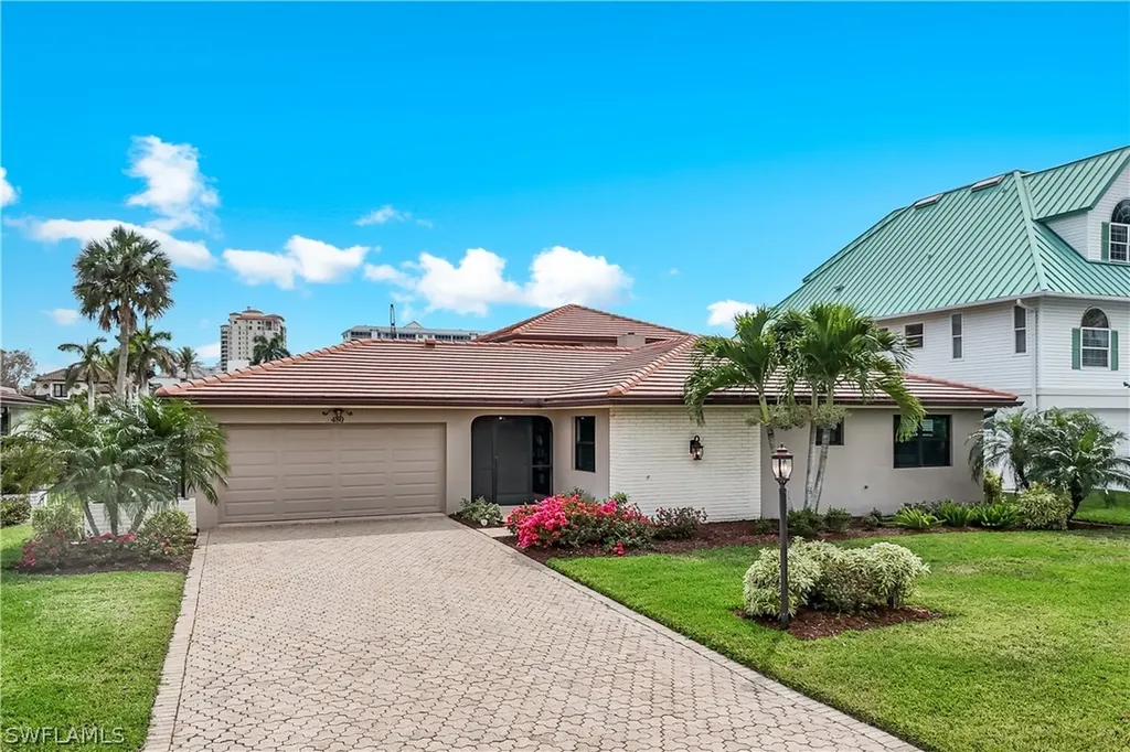 480 Oak Avenue Naples FL 34108