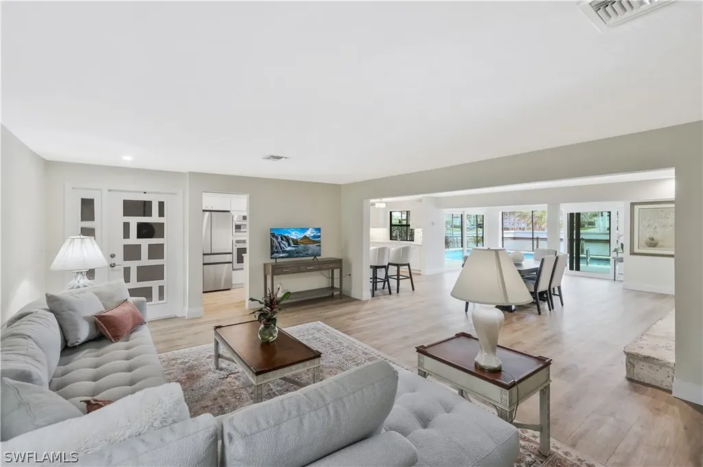 480 Oak Avenue Naples FL 34108