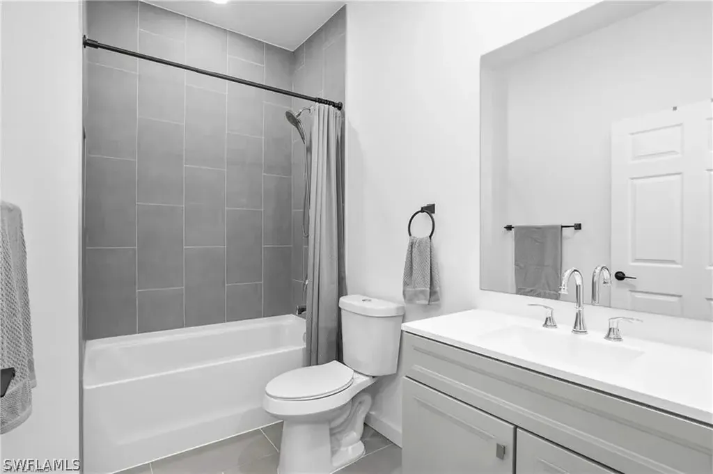 313/315 Ivan Avenue S Lehigh Acres FL 33973