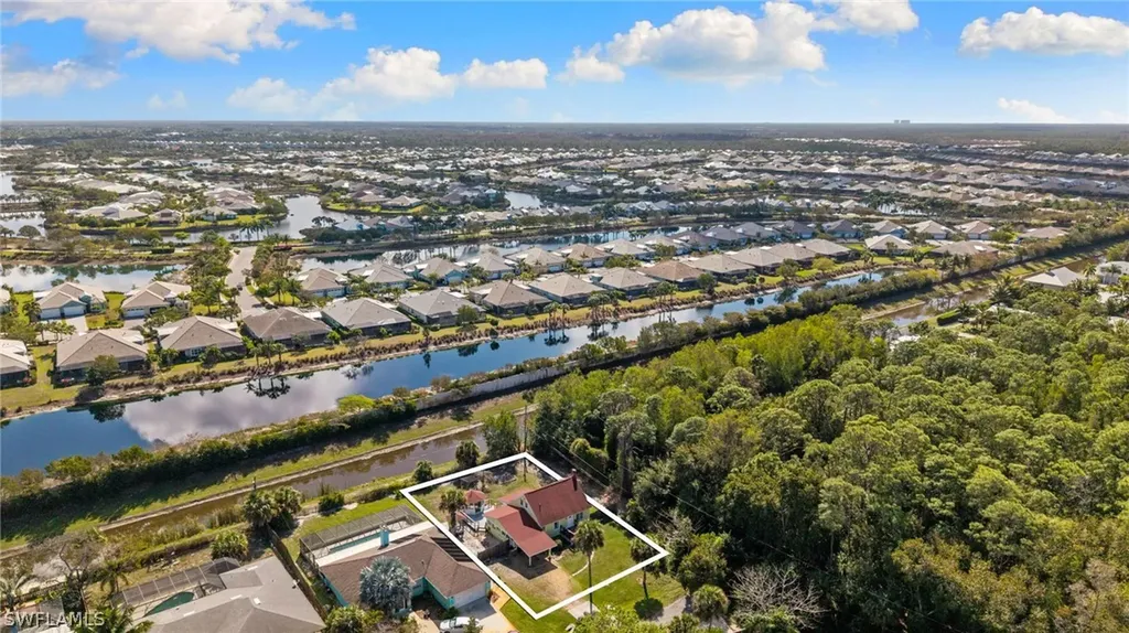 91 Constitution Drive Naples FL 34112