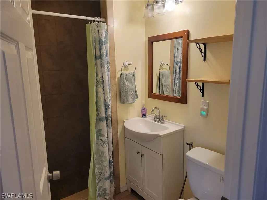 2662 Mangrove Street Naples FL 34112