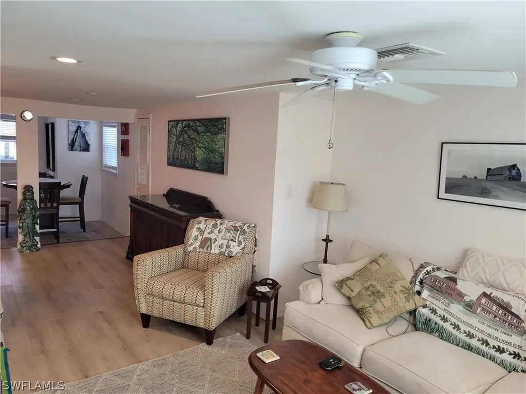 2662 Mangrove Street Naples FL 34112